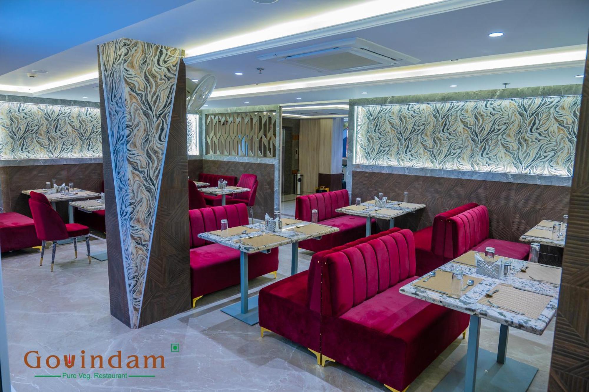 Hotel Golden Petals Varanasi Exterior photo