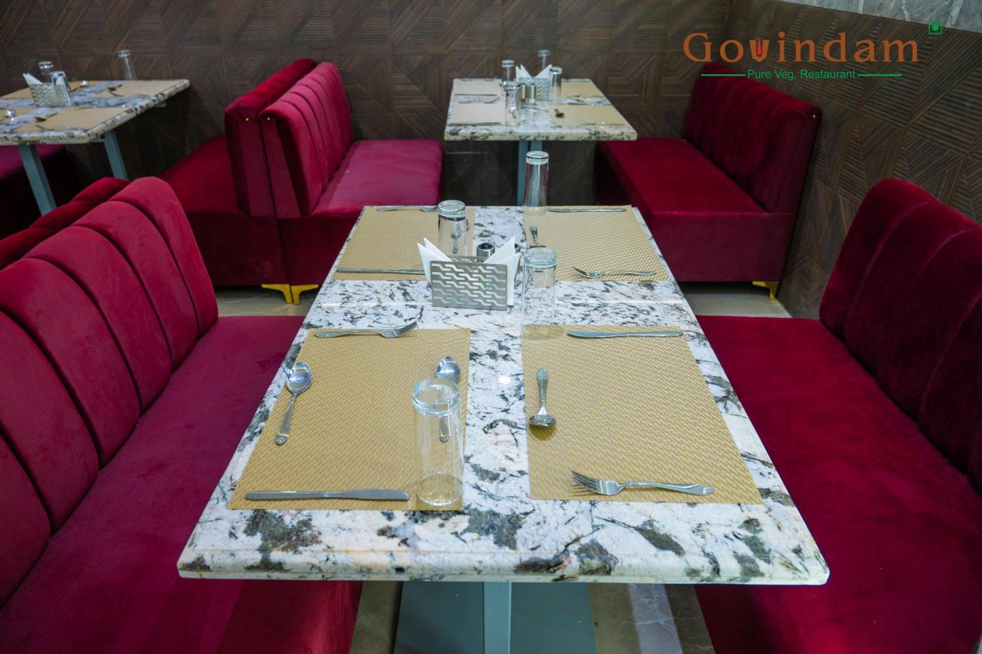 Hotel Golden Petals Varanasi Exterior photo