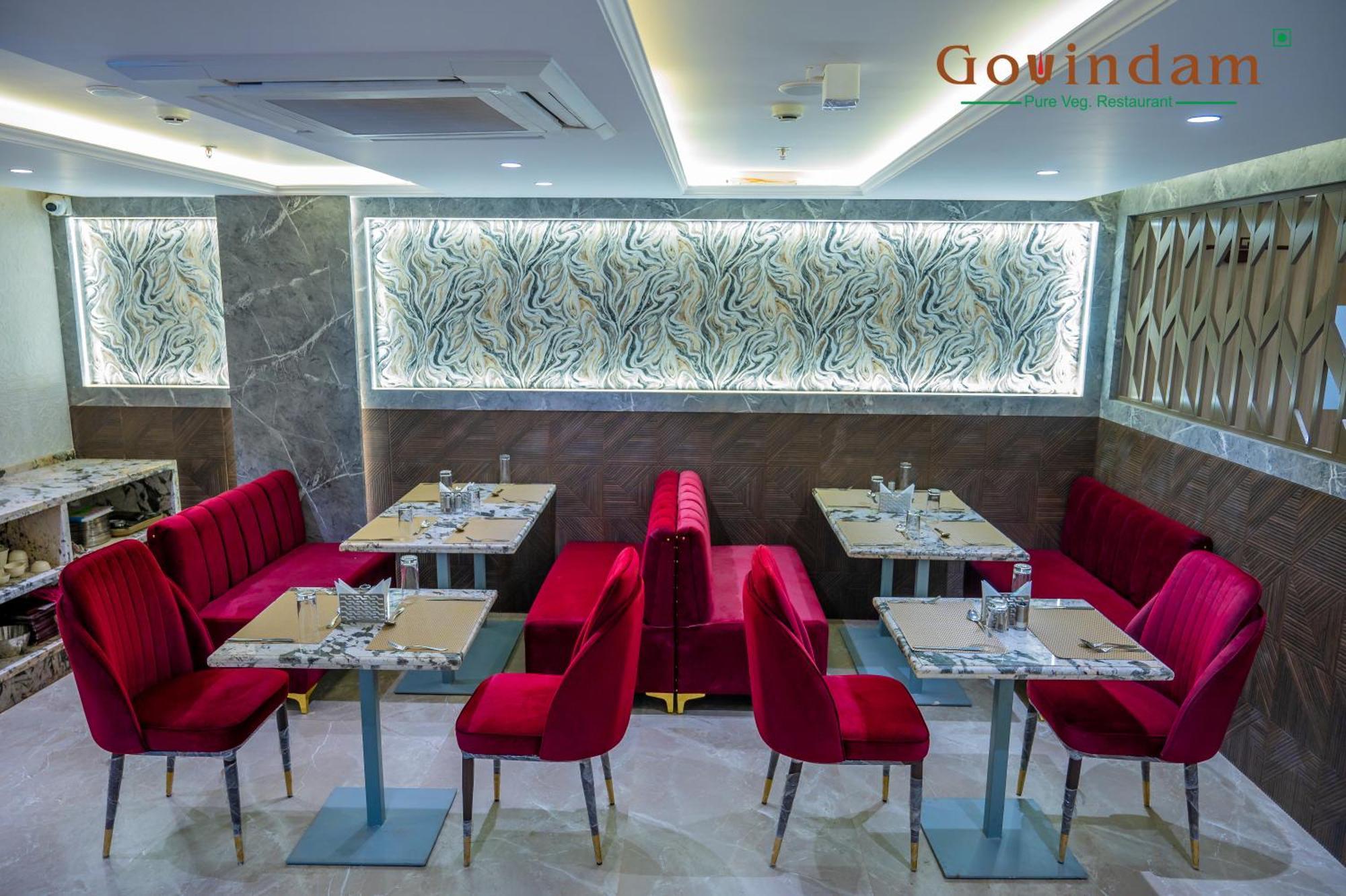 Hotel Golden Petals Varanasi Exterior photo
